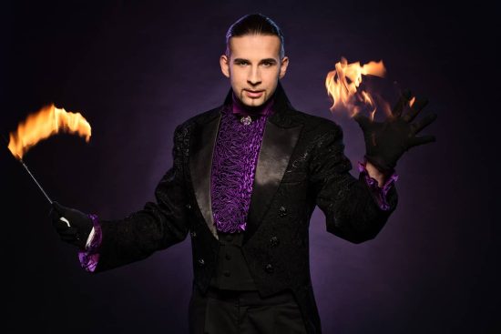 Shows Page Magico